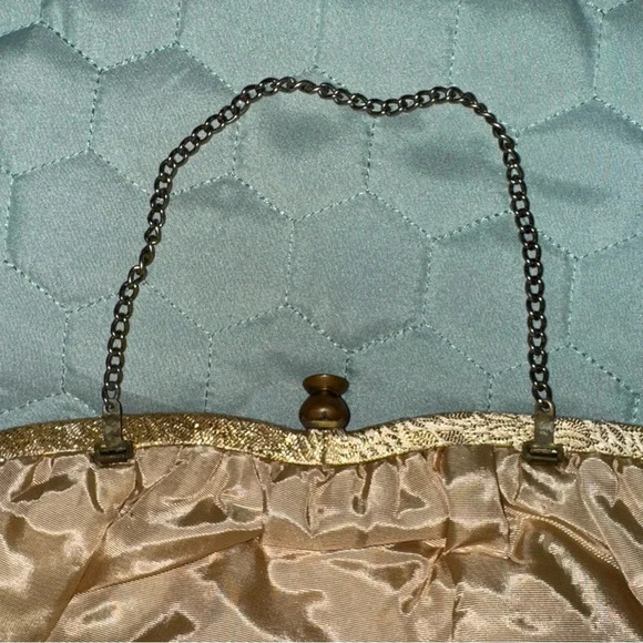 Vintage Metallic Gold Tapestry Evening Bag Purse Clutch Chain Clasp - Picture 3 of 9